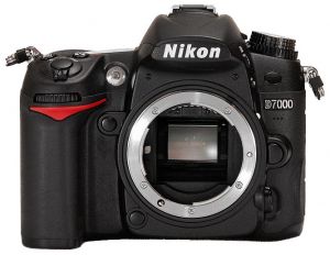 Nikon D7000 Body (Nikon) ― LuxPokupki